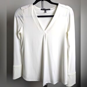 White House Black Market V-neck, White, Jersey top, XS